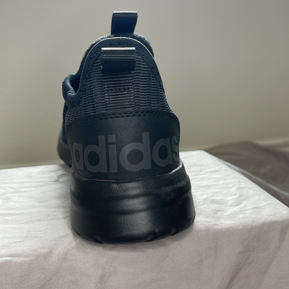 Adidas Men’s Shoes. Size: 12 - Picture 5 of 10